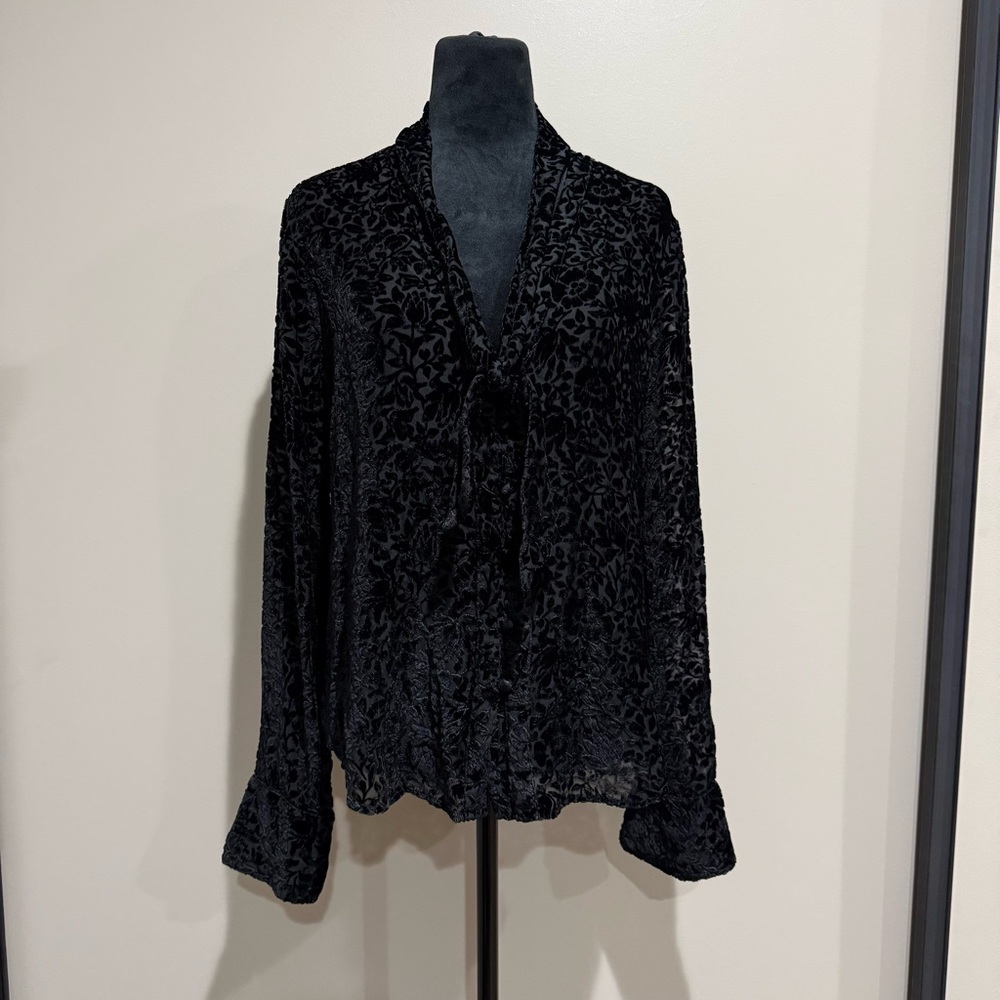 Morris & Co. x Paige Womens Black Velvet Burnout Long Sleeve Vyenna Top